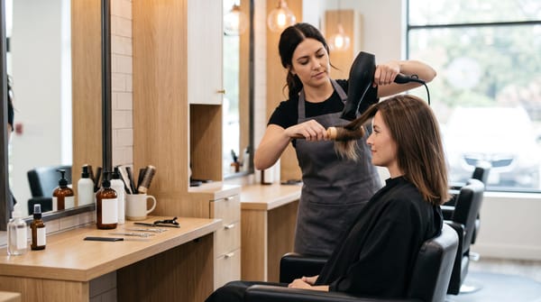 Airport Hair Care: Looking Professional During Travel